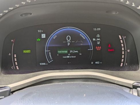 Used 2025 Toyota Camry SE AWD/4WD image 27