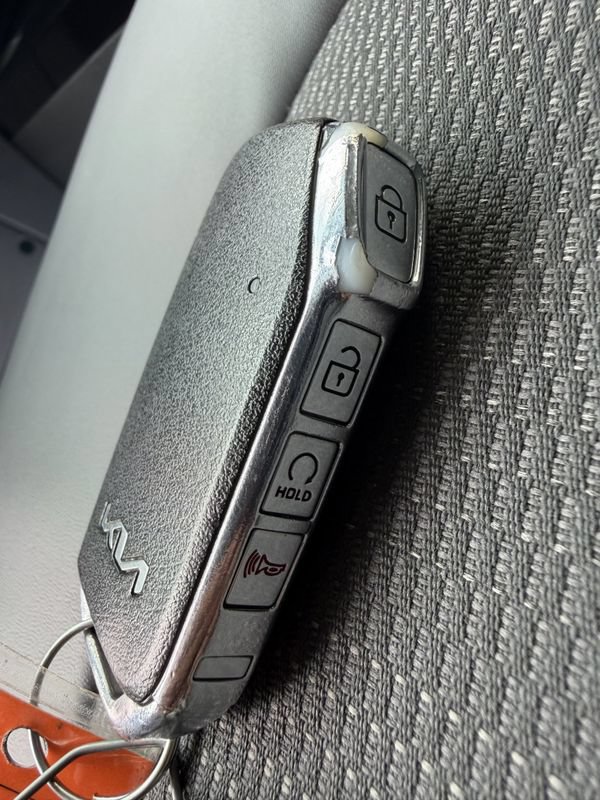 Used 2023 Kia Niro EX FWD image 47