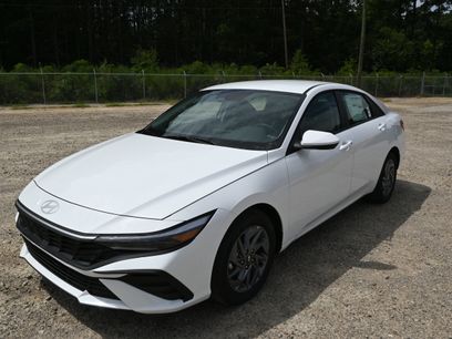 New 2025 Hyundai Elantra Blue