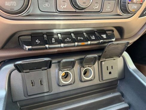 Used 2018 GMC Sierra 3500 Denali w/ Duramax Plus Package AWD/4WD image 16