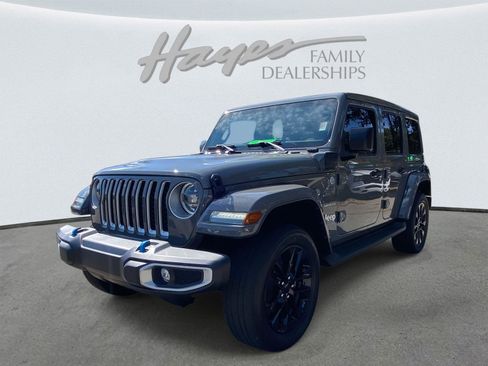Certified 2023 Jeep Wrangler Sahara w/ Cold Weather Group image 37