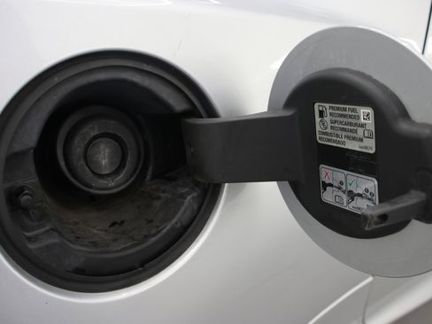 Used 2017 Chevrolet Camaro SS RWD image 26