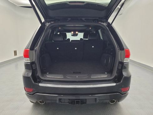 Used 2019 Jeep Grand Cherokee Overland AWD/4WD image 29