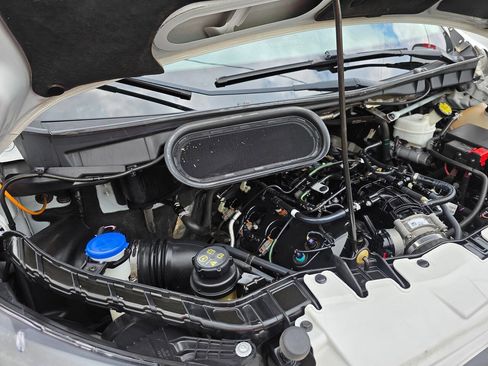 Used 2018 Ford Transit 350 148 Medium Roof image 24