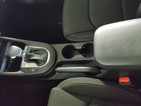 Used 2021 Kia Forte LXS FWD image 26