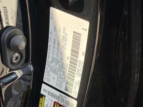 Used 2024 Toyota Sequoia Platinum w/ TRD Off-Road Package AWD/4WD image 9