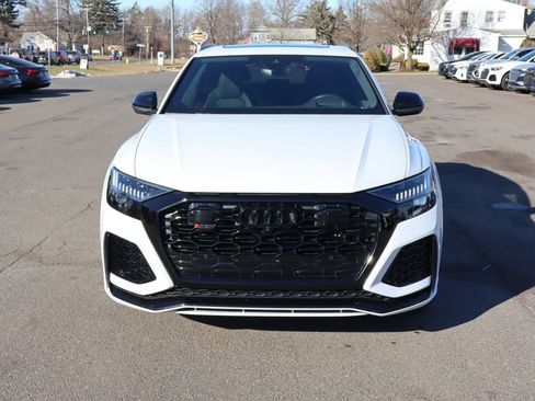 Used 2024 Audi RS Q8 w/ Black Optic Package image 3