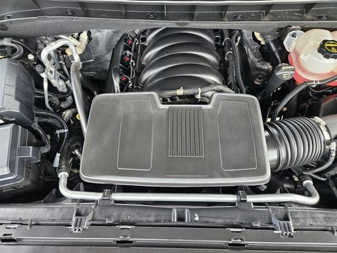 Certified 2026 Chevrolet Tahoe High Country AWD/4WD image 35