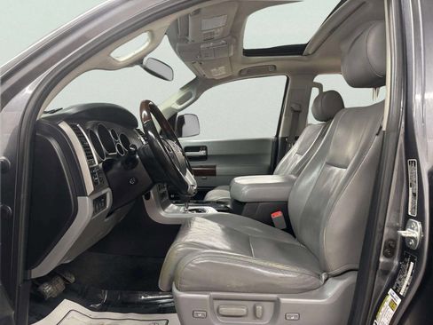 Used 2014 Toyota Sequoia Platinum image 13