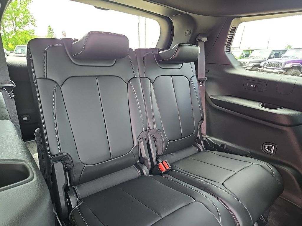 New 2026 Jeep Grand Cherokee L Limited w/ Limited Altitude Package AWD/4WD image 91