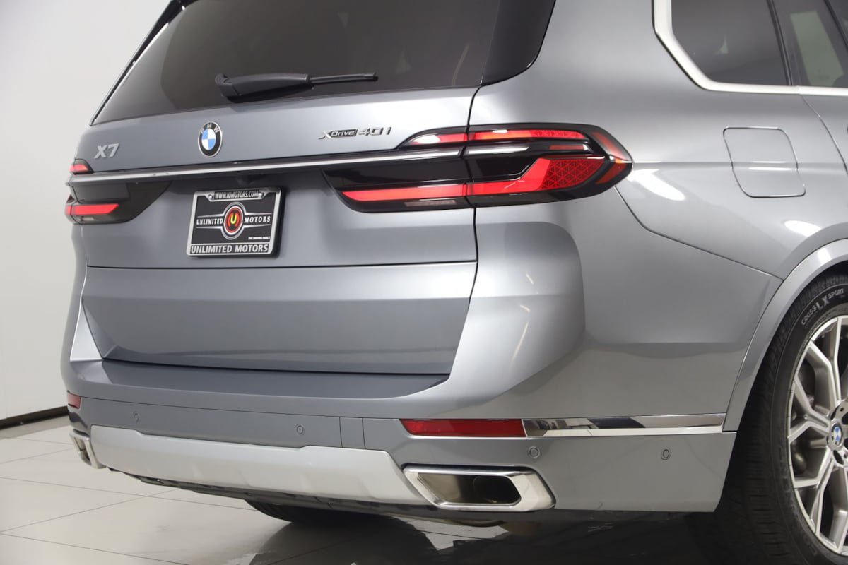 Used 2024 BMW X7 xDrive40i AWD/4WD image 52