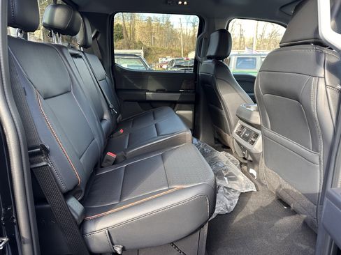 Used 2025 Ford F450 Lariat w/ Snow Plow Prep Package image 14