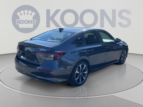 Used 2025 Honda Civic Sport Touring image 7