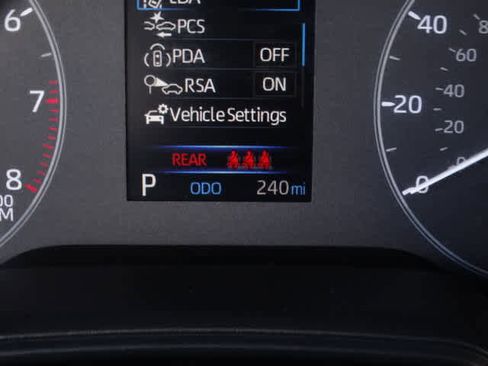 Used 2025 Toyota Corolla SE image 26