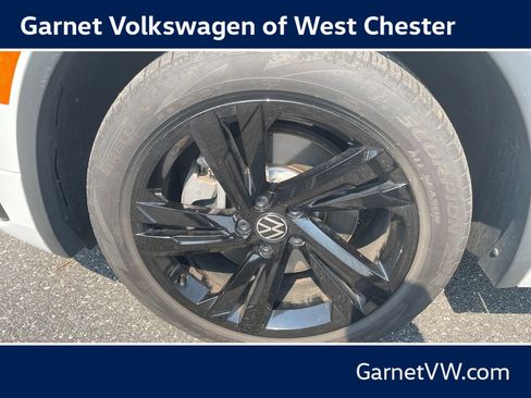 Used 2023 Volkswagen Tiguan SE R-Line AWD/4WD image 20