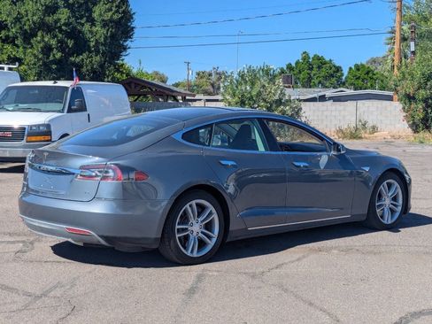 Used 2013 Tesla Model S RWD image 3