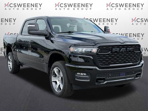 New 2026 RAM 1500 Express AWD/4WD image 8