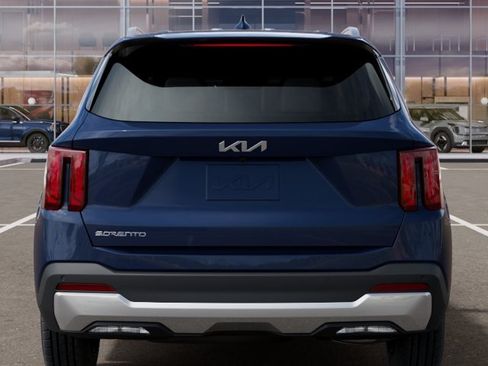 New 2026 Kia Sorento S FWD image 13