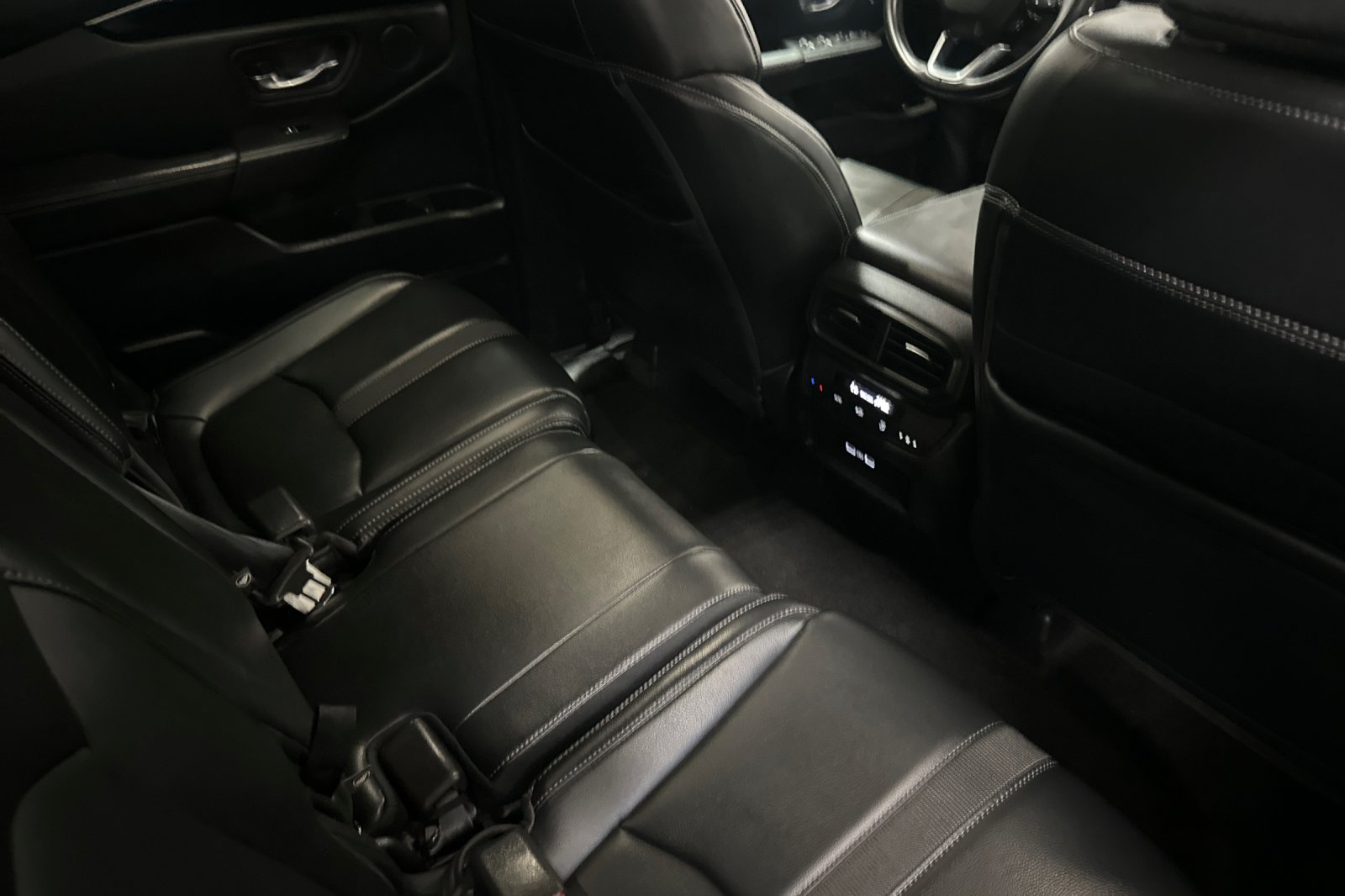 Used 2023 Honda Pilot Touring image 19