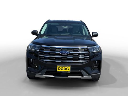 New 2026 Ford Explorer Active image 8