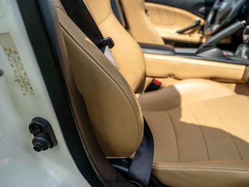 Used 2004 Honda S2000 image 91