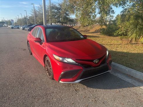 Used 2023 Toyota Camry XSE w/ Navigation Package image 4