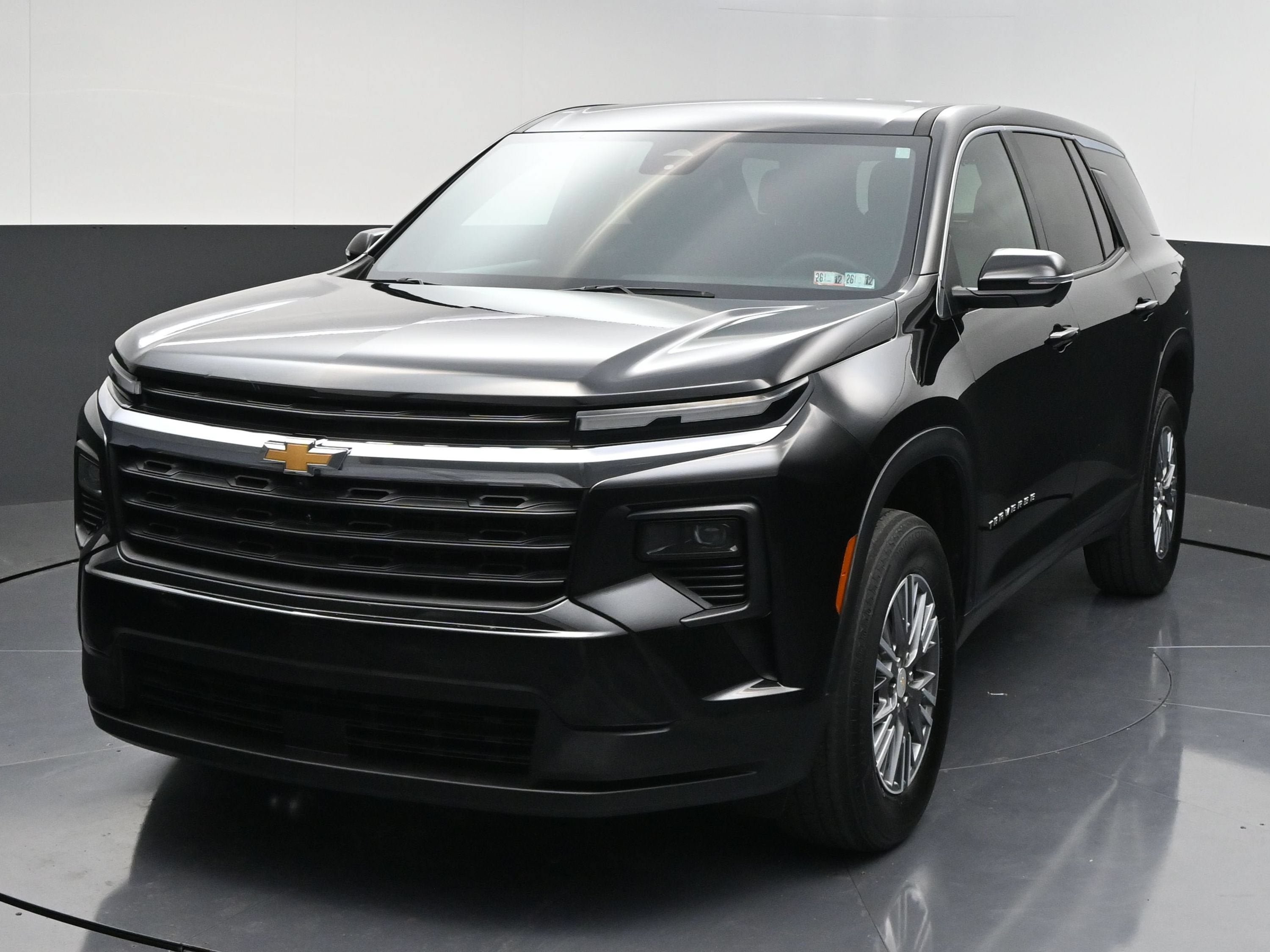 Certified 2024 Chevrolet Traverse LS FWD image 4