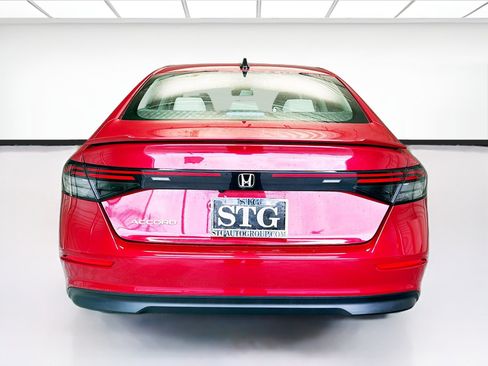 Used 2025 Honda Accord SE image 5