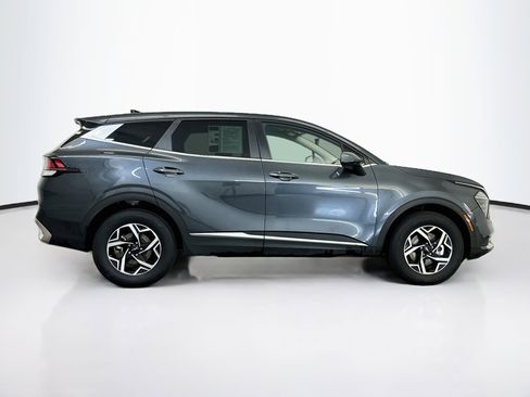 Used 2025 Kia Sportage LX AWD/4WD image 10