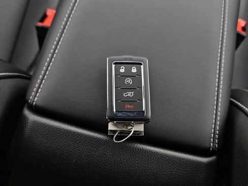 New 2026 Jeep Grand Cherokee Limited RWD image 33