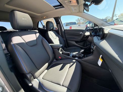New 2026 Buick Encore GX Sport Touring w/ Advanced Technology Package image 9