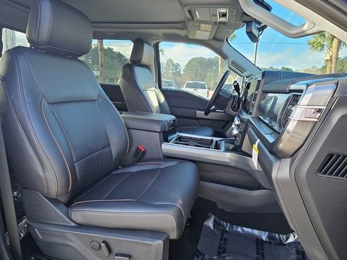New 2025 Ford F350 Lariat w/ Chrome Package image 9