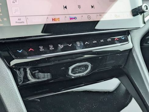 New 2026 Jeep Grand Cherokee Limited AWD/4WD image 23