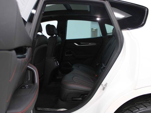 Used 2022 Maserati Levante GT image 38