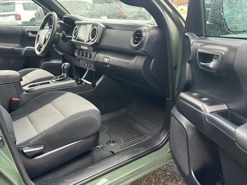 Certified 2021 Toyota Tacoma TRD Off-Road w/ Technology Package image 14