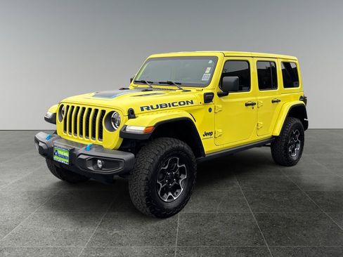 Used 2023 Jeep Wrangler Unlimited Rubicon 4xe w/ Cold Weather Group AWD/4WD image 3