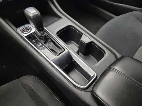 Used 2021 Nissan Sentra SV FWD image 26