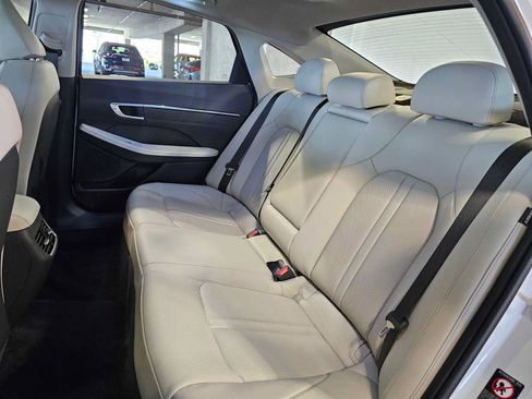 Used 2023 Hyundai Sonata Limited w/ Cargo Package FWD image 30