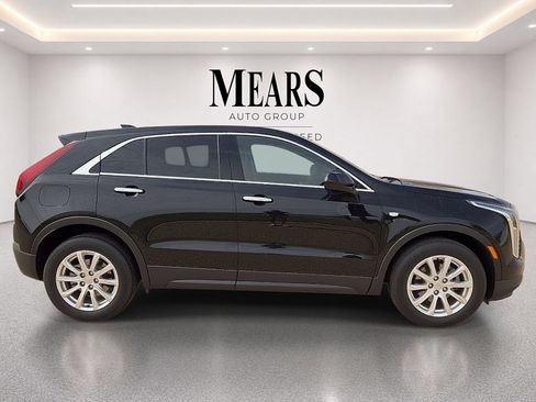 Used 2023 Cadillac XT4 Luxury FWD image 6