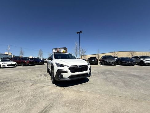 Used 2025 Subaru Crosstrek 2.5i Limited w/ Crosstrek Mirror Package image 1