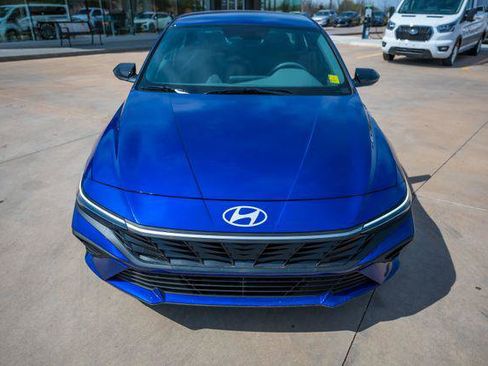 New 2026 Hyundai Elantra SEL FWD image 8