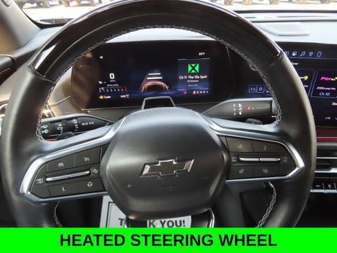 Used 2025 Chevrolet Traverse Z71 w/ Enhanced Driving Package AWD/4WD image 34