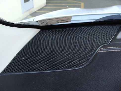 Used 2017 Jeep Cherokee Sport image 24