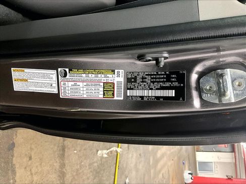 Certified 2020 Toyota Sienna XLE Premium AWD/4WD image 34