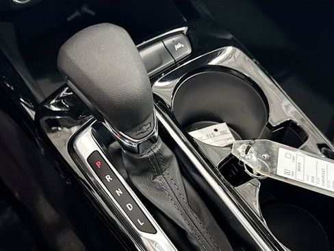 New 2026 Chevrolet Trax LT w/ LPO, Blackout Package image 17