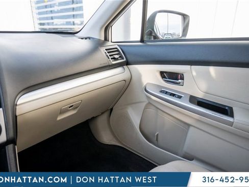 Used 2015 Subaru Crosstrek 2.0i Premium image 14