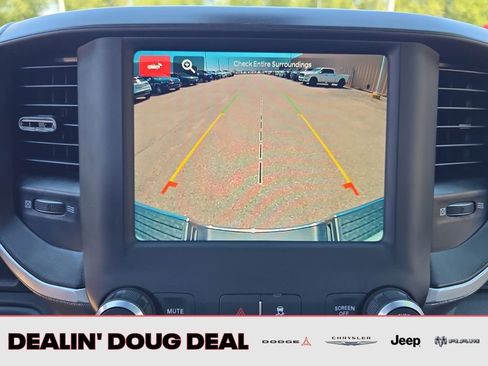 Used 2024 RAM 2500 Big Horn AWD/4WD image 20