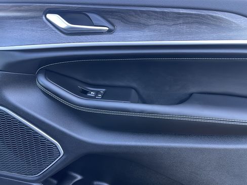 New 2026 Jeep Grand Cherokee Limited Reserve image 29