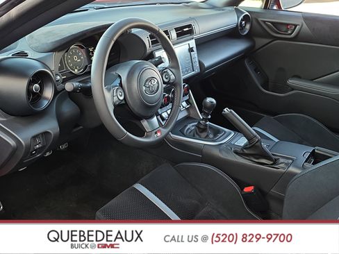 Used 2024 Toyota GR86 Premium RWD image 13