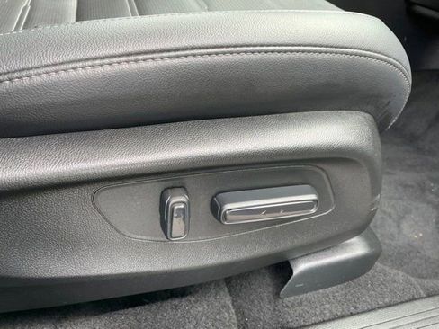 Used 2024 Honda CR-V EX-L image 11